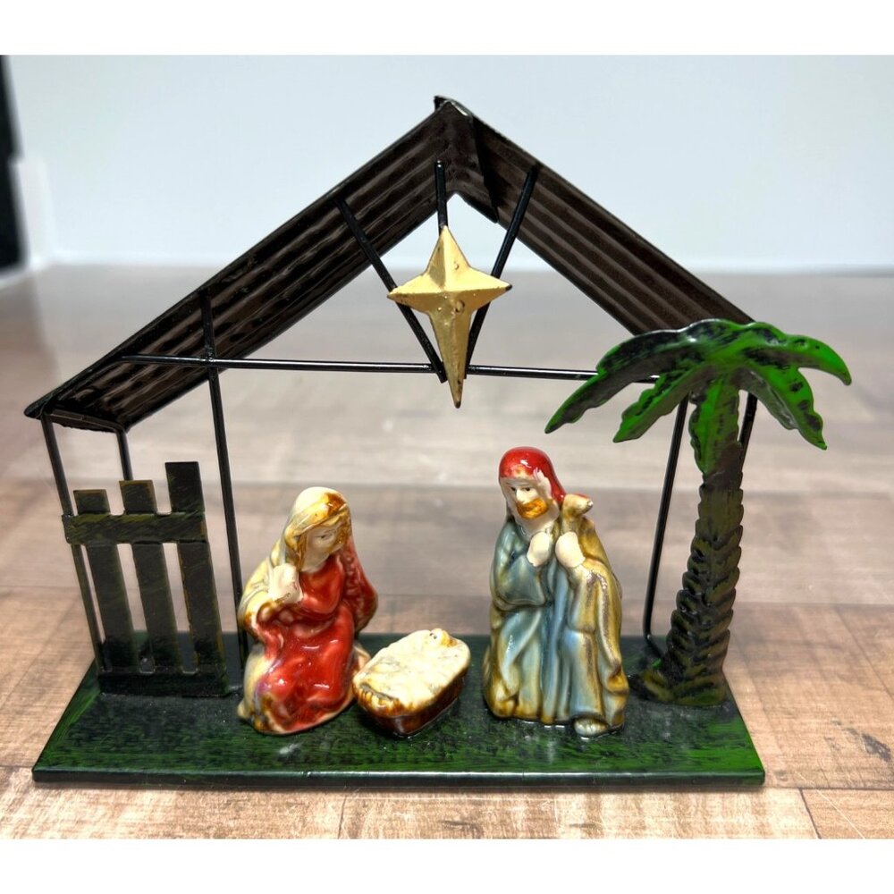 Handcrafted Ceramic Nativity Scene With Metal Stable Decorative Religious Figuri